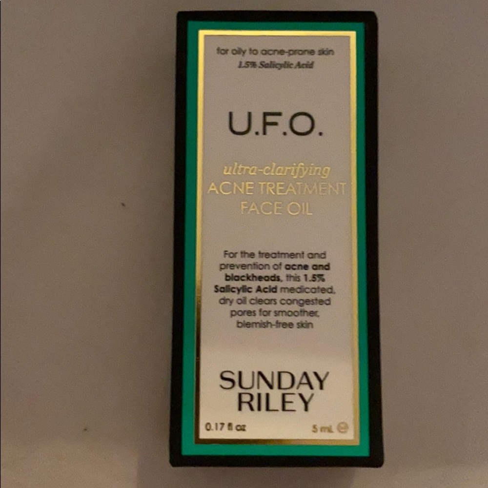 Sunday Riley UFO acne treatment face oil